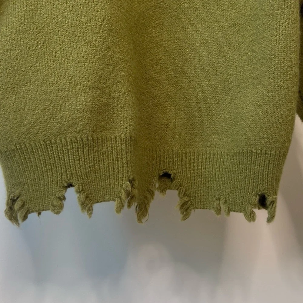 SHEIN Olive Distressed Crew‎ Neck Sweater - Picture 12 of 13